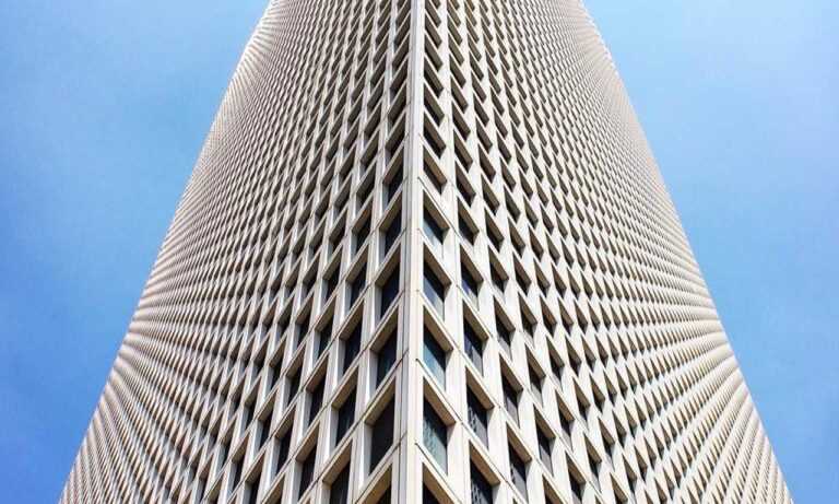 unalome tattoo senos